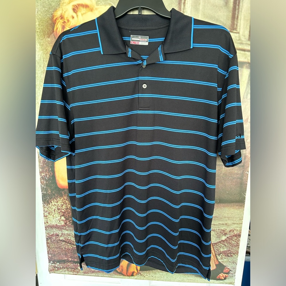 Men’s Grand Slam athletic fit golf shirt. Black w/ blue stripes. Size XL.